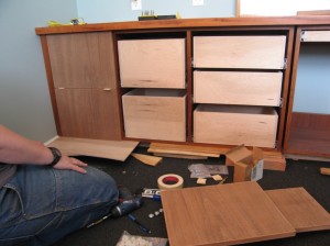 Fitting drawers